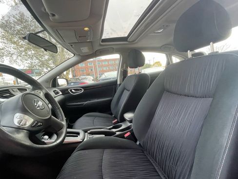 Used 2019 Nissan Sentra SV w/ Special Edition Package image 11