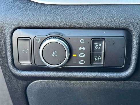 Certified 2023 Ford Explorer XLT w/ Equipment Group 202A image 22