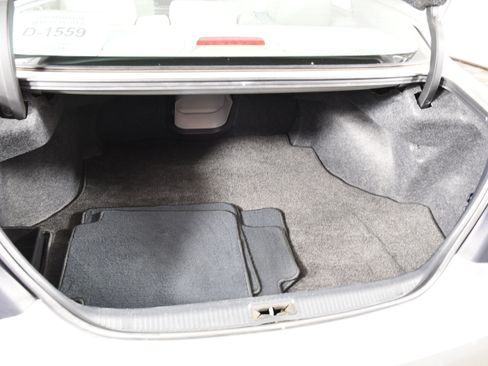 Used 2012 Toyota Avalon Limited FWD image 49