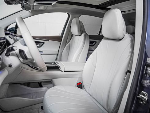 Certified 2023 Mercedes-Benz EQE 350+ SUV image 11