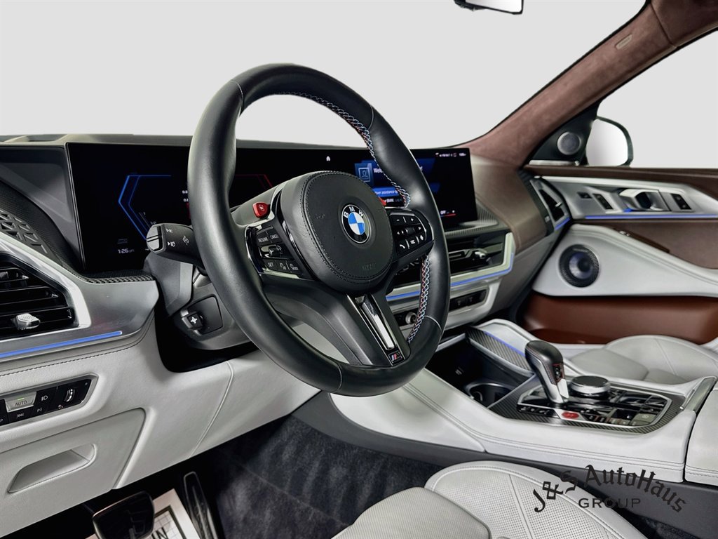 Used 2023 BMW XM AWD/4WD image 9
