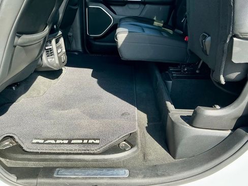 Used 2019 RAM 1500 Laramie image 30