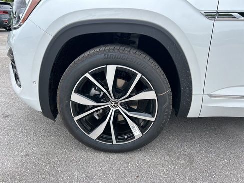 New 2025 Volkswagen Atlas SEL Premium R-Line image 50