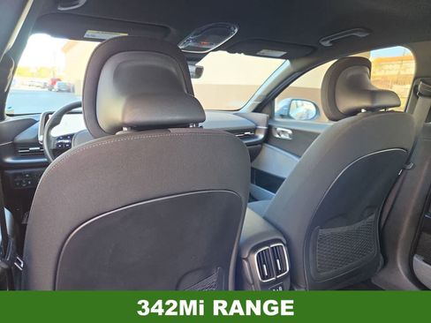 Certified 2025 Hyundai Ioniq 6 SE RWD image 16