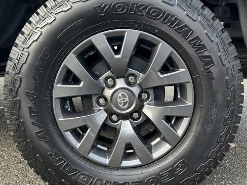 Certified 2023 Toyota Tacoma SR5 w/ Technology Package image 26