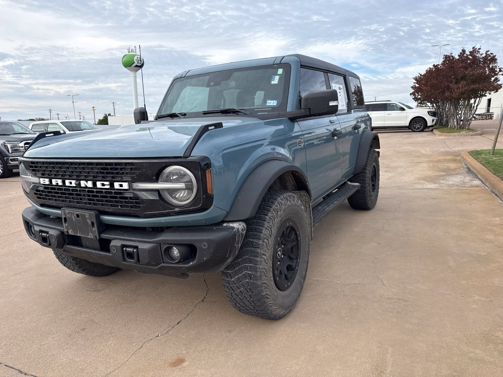 Used 2023 Ford Bronco Wildtrak AWD/4WD image 3