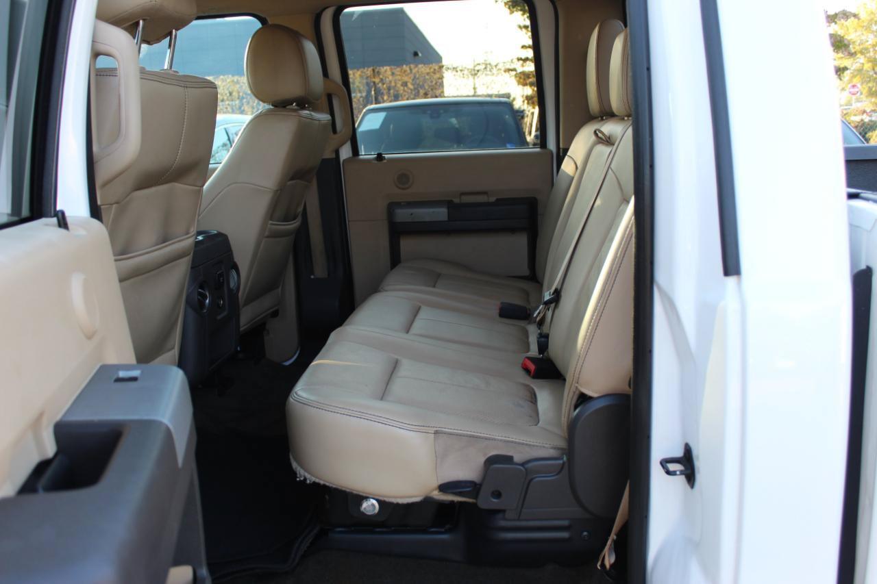 Used 2015 Ford F250 Lariat w/ Lariat Interior Package AWD/4WD image 14
