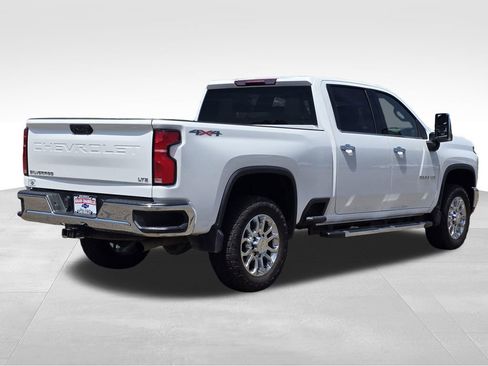 Certified 2025 Chevrolet Silverado 2500 LTZ AWD/4WD image 8