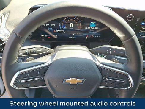 Used 2025 Chevrolet Equinox LT image 4