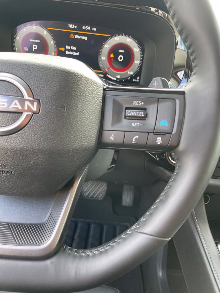 Used 2026 Nissan Pathfinder SL FWD image 13