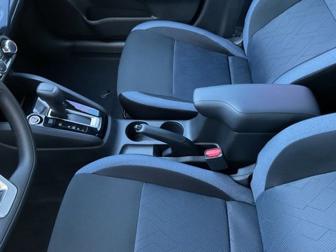 New 2025 Nissan Versa SV image 29