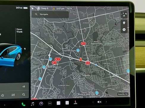 Used 2020 Tesla Model 3 Long Range image 19