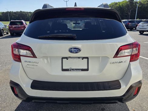 Used 2018 Subaru Outback 2.5i Premium AWD/4WD image 6