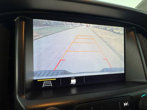 Used 2019 Chevrolet Colorado ZR2 w/ LPO, Power Package image 17