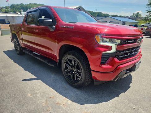 Used 2024 Chevrolet Silverado 1500 RST w/ Convenience Package II AWD/4WD image 7