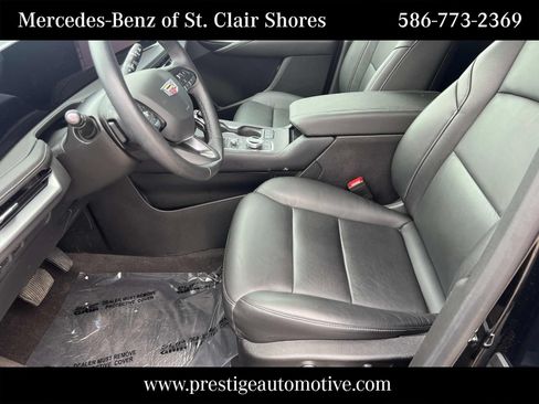 Used 2024 Cadillac XT4 Premium Luxury w/ Cold Weather Package FWD image 22