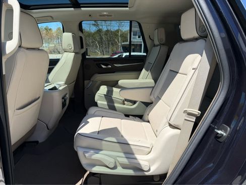 Used 2023 GMC Yukon Denali AWD/4WD image 31