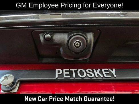 New 2026 GMC Acadia AT4 w/ Luxury Package AWD/4WD image 10