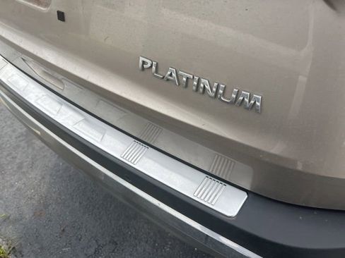 Used 2023 Nissan Rogue Platinum w/ Platinum Premium Package FWD image 10