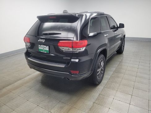 Used 2017 Jeep Grand Cherokee Limited AWD/4WD image 9