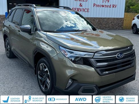 Used 2025 Subaru Forester Limited AWD/4WD image 1