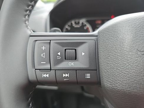 Certified 2026 Nissan Rogue SV FWD image 17