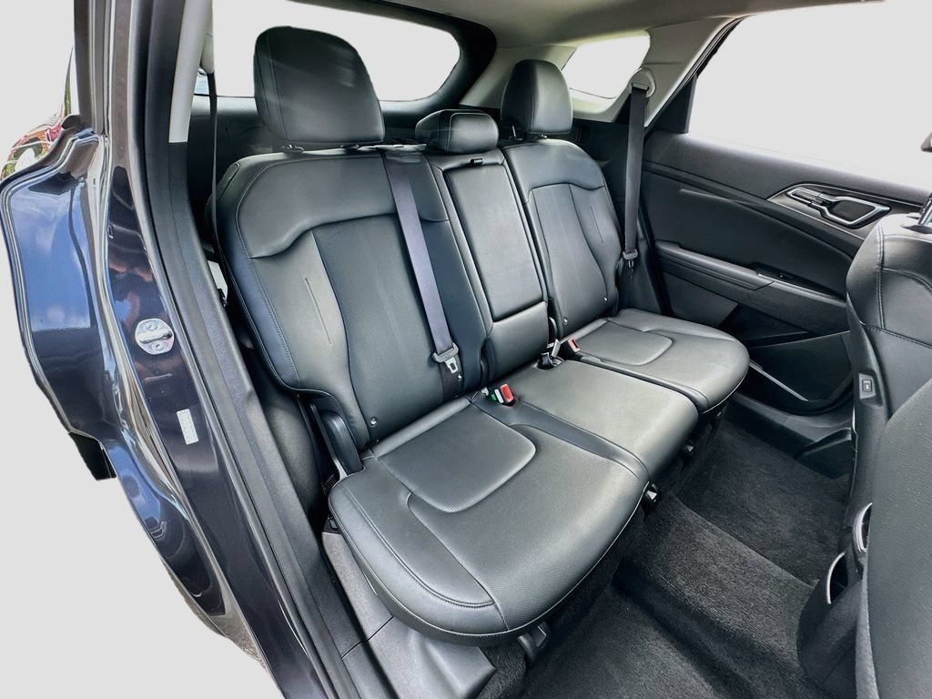 Certified 2026 Kia Sportage SX FWD image 29