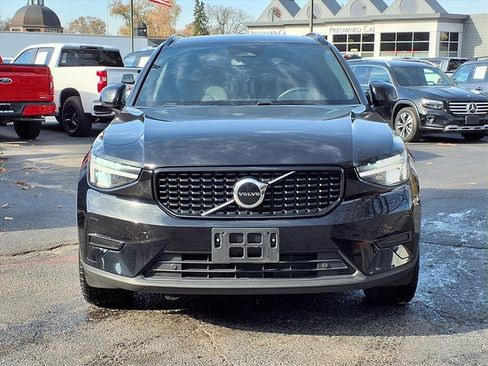Used 2024 Volvo XC40 B5 Core image 20