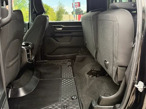 Used 2020 RAM 1500 Big Horn AWD/4WD image 13