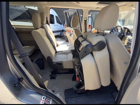 Used 2012 Land Rover LR4 HSE AWD/4WD image 68