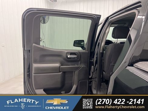 Used 2022 Chevrolet Silverado 1500 LT image 10