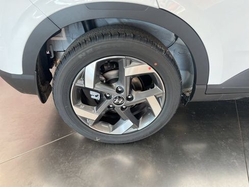 New 2026 Hyundai Venue SEL FWD image 9