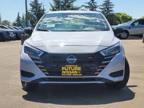 New 2025 Nissan Versa SR w/ Trunk Package image 3