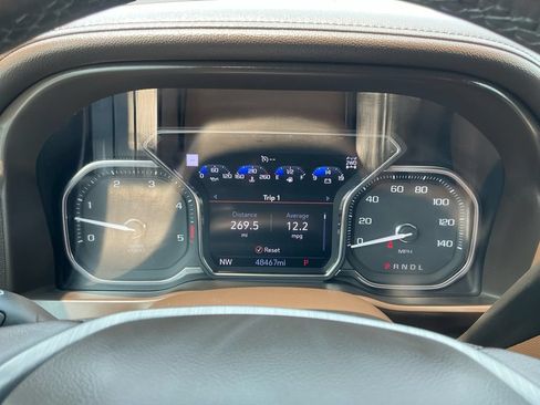 Used 2021 GMC Sierra 3500 Denali w/ Denali Ultimate Package AWD/4WD image 22