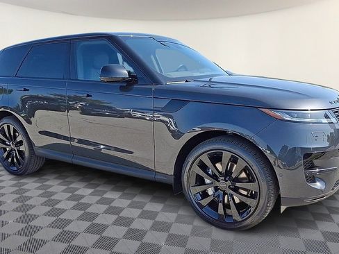 New 2026 Land Rover Range Rover Sport SE AWD/4WD image 2