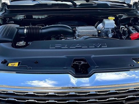 Used 2023 RAM 1500 Limited w/ Body Color Bumper Group AWD/4WD image 33