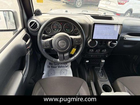 Used 2013 Jeep Wrangler Unlimited Sahara w/ Connectivity Group AWD/4WD image 23