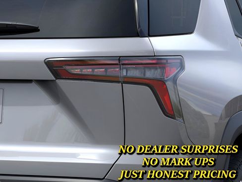 New 2026 Chevrolet Equinox LT w/ Convenience Package II FWD image 11