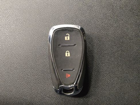 Used 2018 Chevrolet Equinox LS w/ LPO, Cargo Package image 32