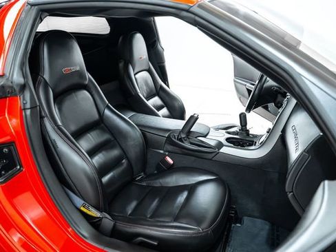 Used 2006 Chevrolet Corvette Z06 w/ Preferred Equipment Group image 22