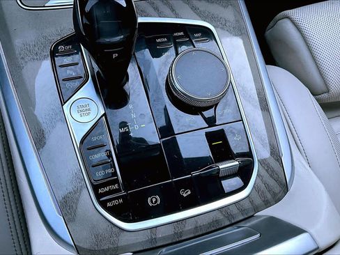 Used 2019 BMW X7 xDrive50i image 33