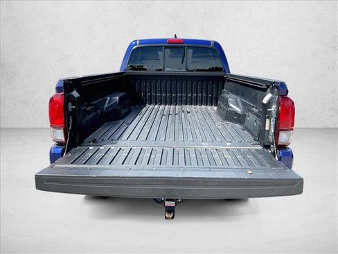 Used 2022 Toyota Tacoma SR5 w/ Technology Package RWD image 29