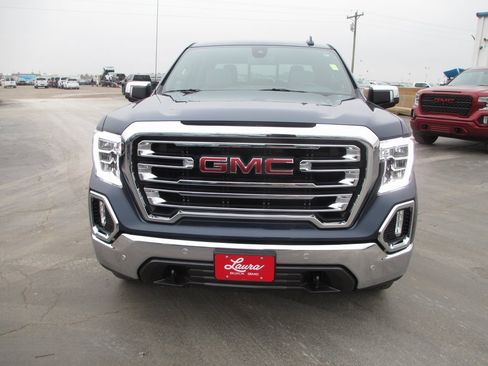 Used 2021 GMC Sierra 1500 SLT image 11