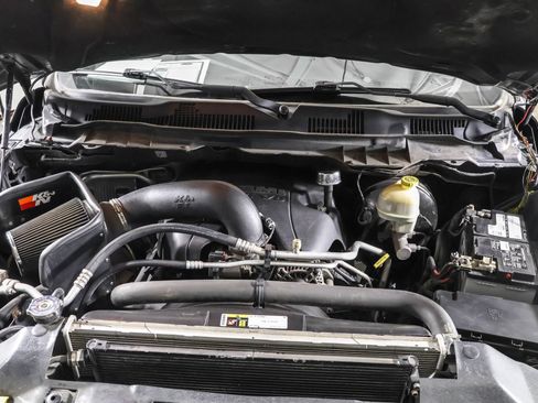 Used 2016 RAM 1500 Limited image 47