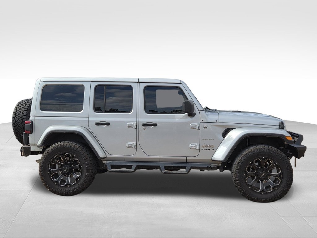 Used 2024 Jeep Wrangler Unlimited Sahara w/ Dual Top Group AWD/4WD image 5