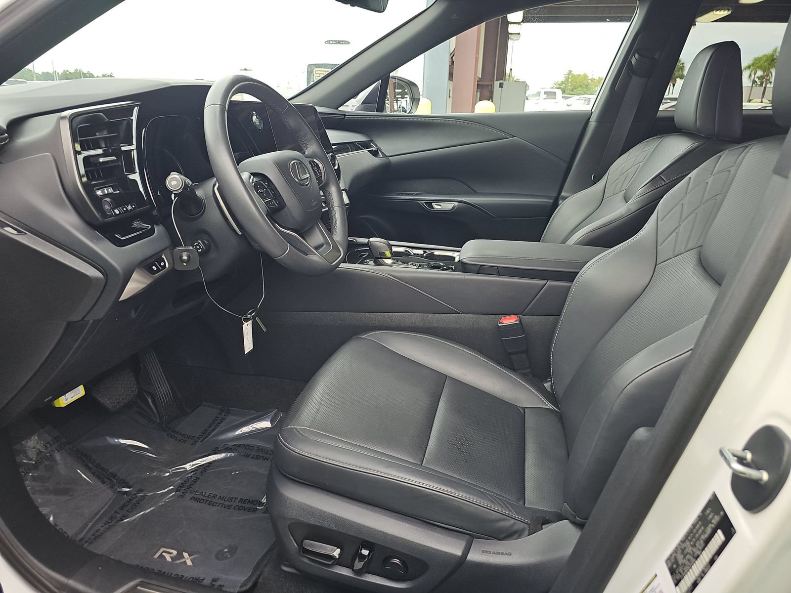 Used 2024 Lexus RX 350 FWD w/ Accessory Package (K3) image 4