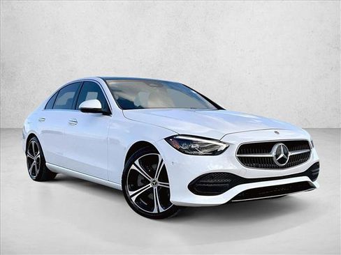 Used 2025 Mercedes-Benz C 300 Sedan image 12