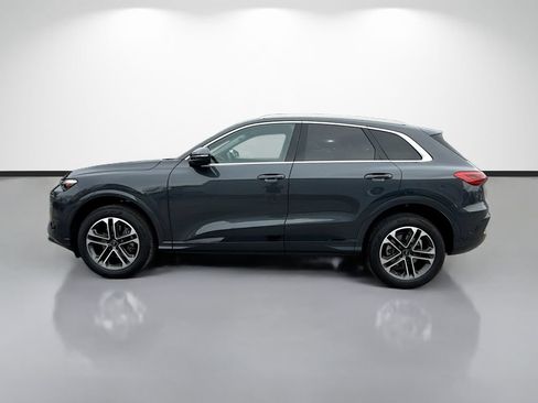 Used 2025 Audi Q5 Premium Plus w/ Premium Plus AWD/4WD image 6