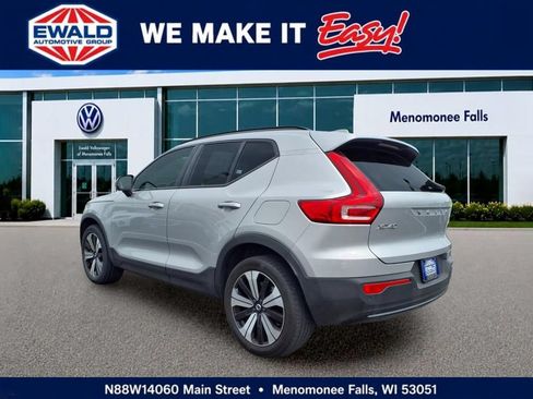 Used 2023 Volvo XC40 Recharge Plus AWD/4WD image 5