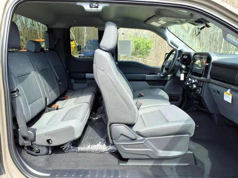 New 2026 Ford F150 XLT w/ FX4 Off-Road Package AWD/4WD image 15